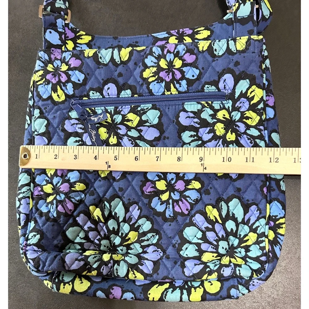 Vera Bradley Indigo Pop Hipster Crossbody Bag Blue Floral Quilted Cotton RETIRED